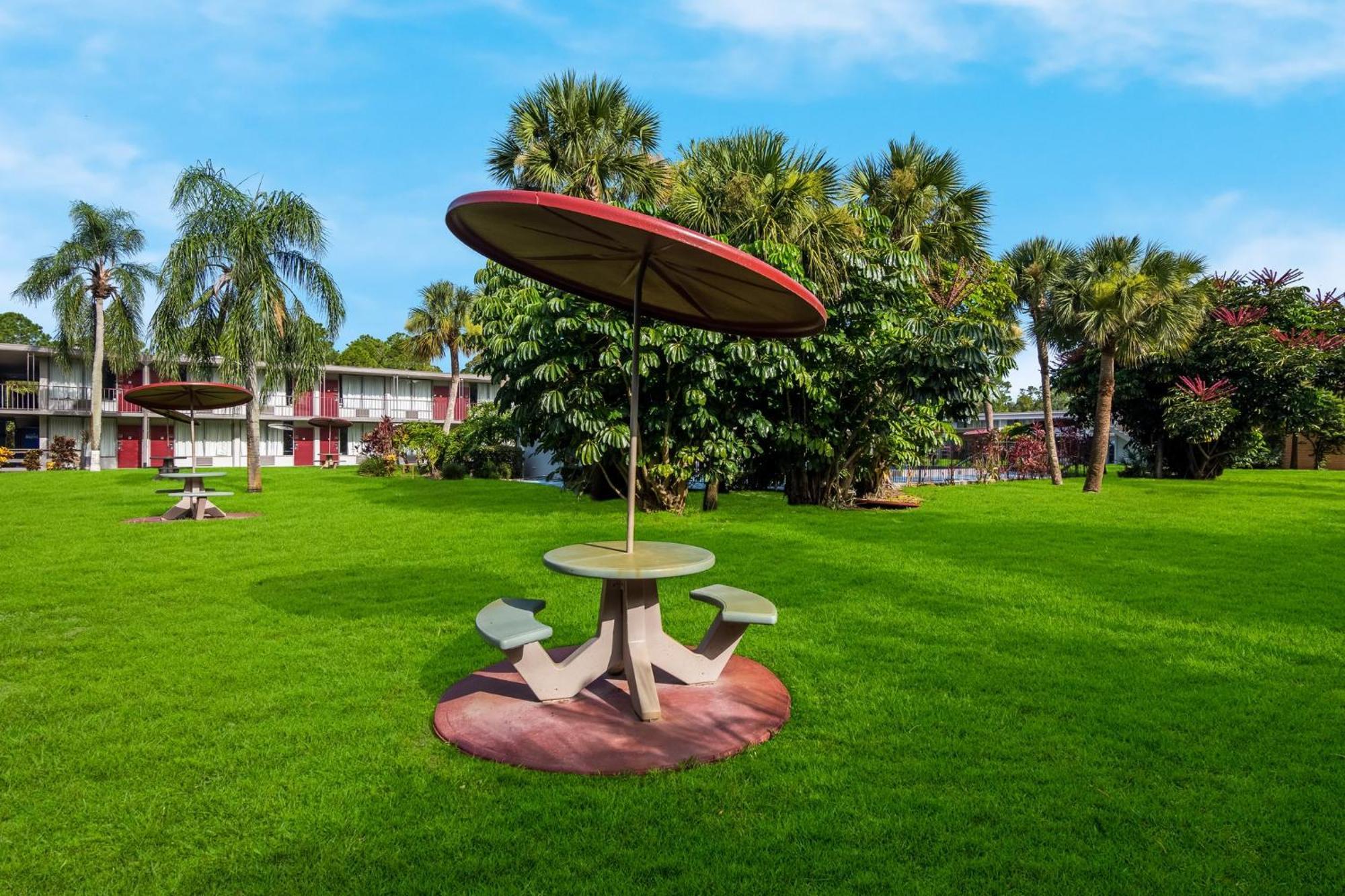 Red Roof Inn Vero Beach - I-95 Dış mekan fotoğraf